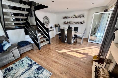 4 bedroom detached house for sale, East Butterfield Court, Goldenash, Northampton NN3