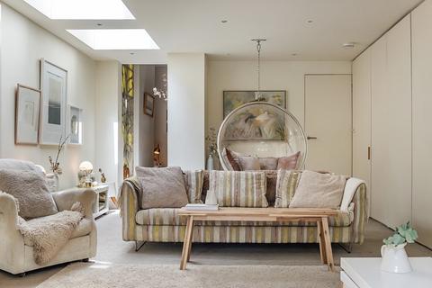 5 bedroom house for sale, Lillieshall Road, London, SW4