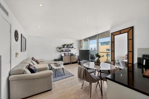 2 bedroom flat for sale, The Galley, 3 Basin Approach, London