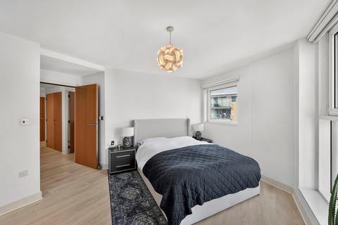 2 bedroom flat for sale, The Galley, 3 Basin Approach, London