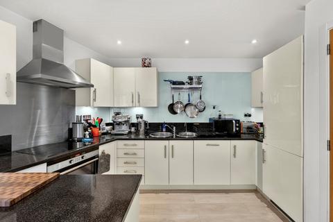 2 bedroom flat for sale, The Galley, 3 Basin Approach, London