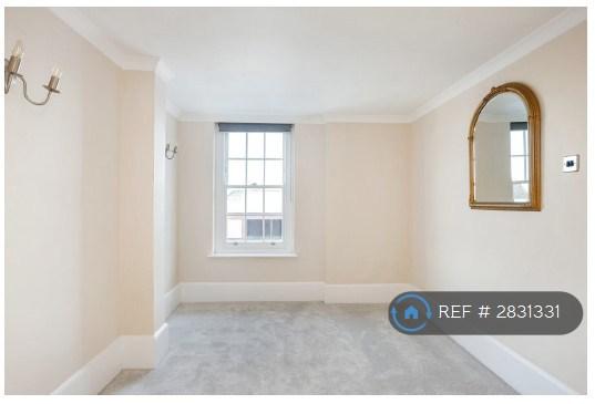 Ancillary Room Off Master Suite