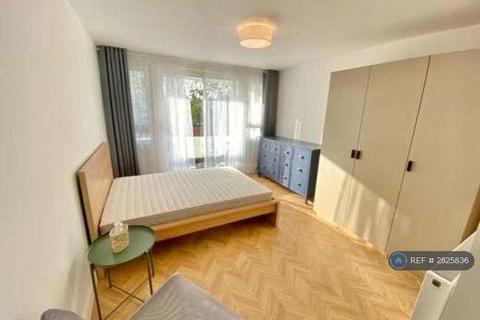 undefined, Spinnaker House, London, E14