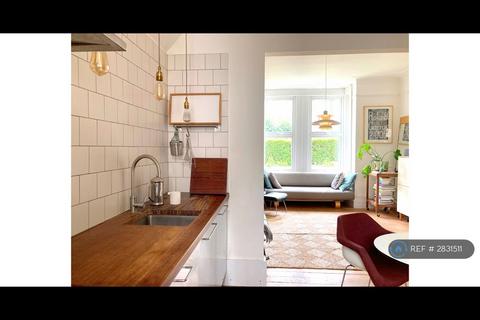 undefined, Harold Rd, London, E11