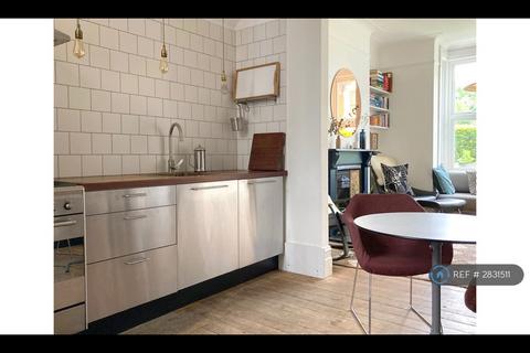 undefined, Harold Rd, London, E11