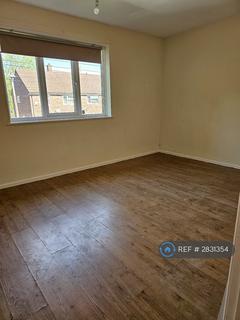 2 bedroom flat to rent, Pendlebury, Swinton, M27