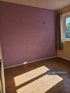 2 bedroom flat to rent, Pendlebury, Swinton, M27