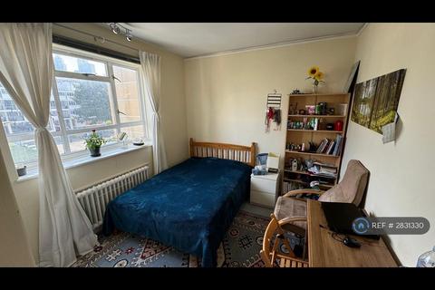 undefined, Churchill Gardens, London, SW1V