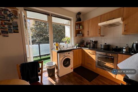 undefined, Churchill Gardens, London, SW1V