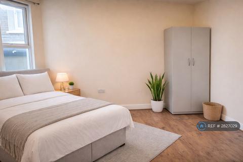 undefined, Ivanhoe Road, London, SE5