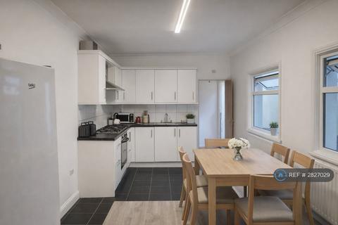 undefined, Ivanhoe Road, London, SE5