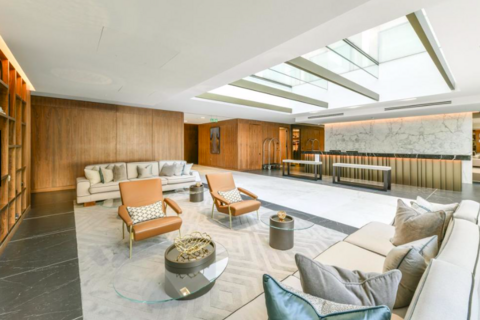 1 bedroom flat for sale, Sugar Quay, Lower Thames Street, City, London EC3R