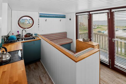 1 bedroom detached house for sale, Mudeford Sand Spit, Christchurch Harbour