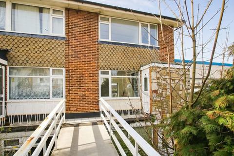 undefined, Chain-Free Split-Level Maisonette|Garage & Private Outside Space