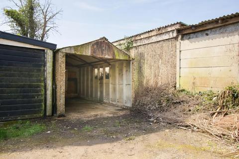 undefined, Chain-Free Split-Level Maisonette|Garage & Private Outside Space