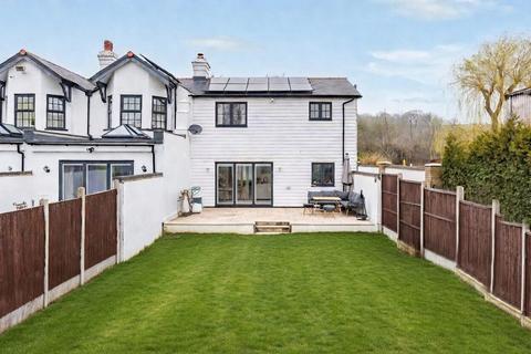 undefined, Monkhams, Aimes Green|Country Home with South-Facing Garden & Farmland Views