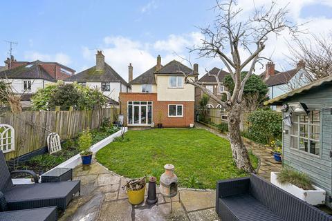 4 bedroom detached house for sale, Hythe