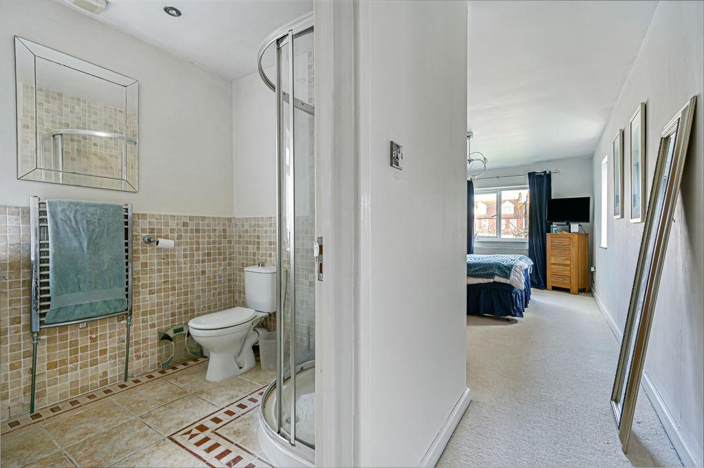 En-suite...