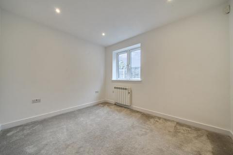 2 bedroom bungalow for sale, Green Lane, London SE9