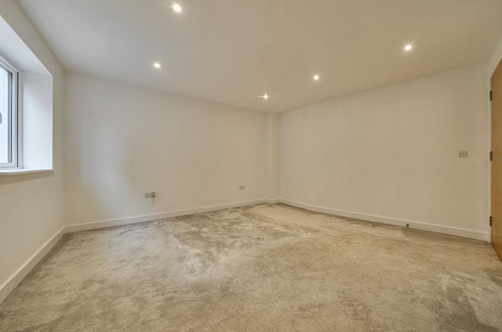 Bedroom 1 angle 3