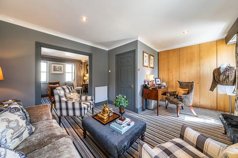 4 bedroom house for sale, Sycamore Mews, London, SW4