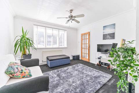 undefined, Jonson Close, Mitcham, CR4