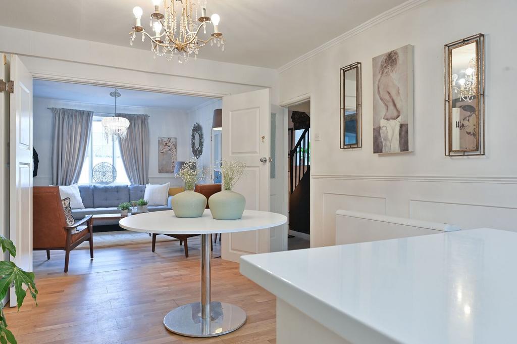 Open-plan living area, open plan living