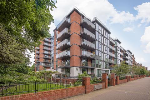 undefined, Albert Bridge Road, London, SW11