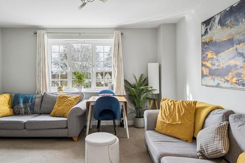 1 bedroom flat for sale, Scarlett Avenue, Aylesbury, HP22