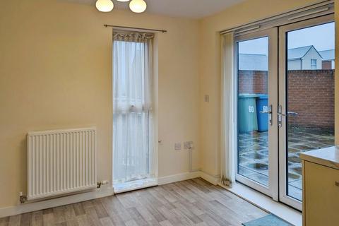 3 bedroom semi-detached house for sale, Featherwood Avenue, Newcastle Upon Tyne NE15