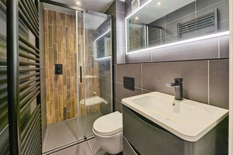 3 bedroom flat to rent, Greywood Avenue, Newcastle Upon Tyne NE4
