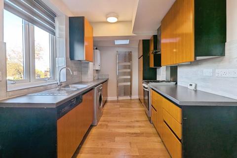4 bedroom semi-detached house for sale, Warenford Place, Newcastle Upon Tyne NE5