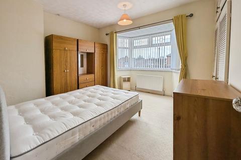 2 bedroom semi-detached house for sale, West Vallum, Newcastle Upon Tyne NE15