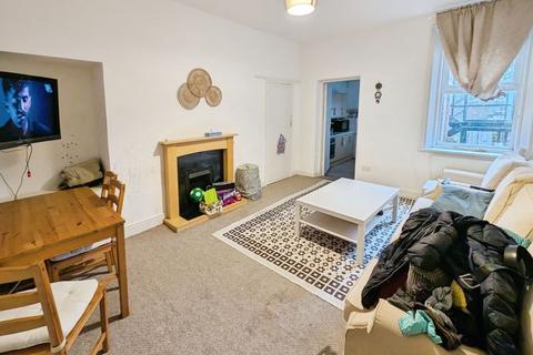 2 bedroom ground floor flat for sale, Wingrove Avenue, Newcastle Upon Tyne NE4