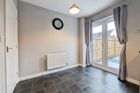 2 bedroom semi-detached house for sale, Alnmouth Court, Newcastle Upon Tyne NE5