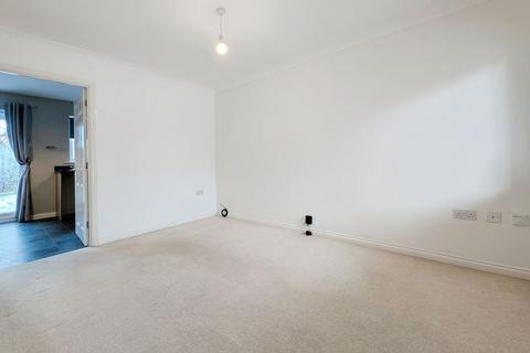 2 bedroom semi-detached house for sale, Alnmouth Court, Newcastle Upon Tyne NE5