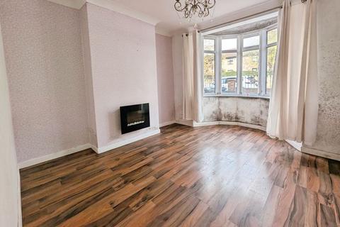 2 bedroom semi-detached house for sale, Whickham View, Newcastle Upon Tyne NE15