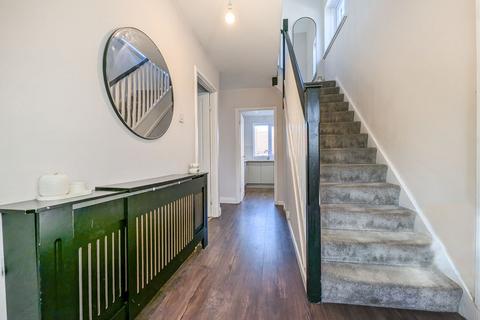 4 bedroom semi-detached house for sale, Fenham Hall Drive, Newcastle Upon Tyne NE4