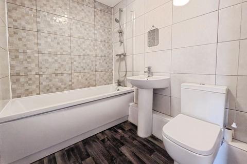 3 bedroom terraced house for sale, Friars Way, Newcastle Upon Tyne NE5