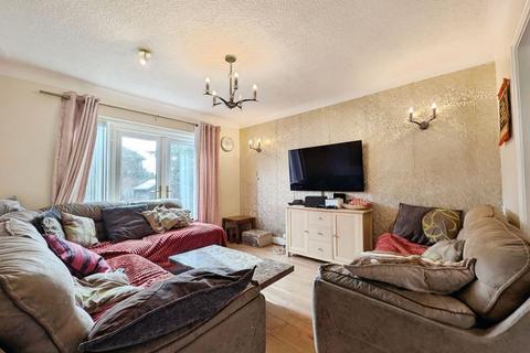 4 bedroom semi-detached house for sale, Ridgeway, Newcastle Upon Tyne NE4