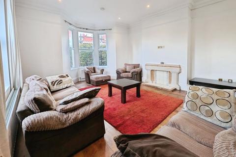 4 bedroom end of terrace house for sale, Wingrove Road, Newcastle Upon Tyne NE4