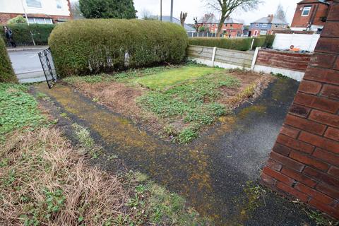 3 bedroom semi-detached house for sale, Laburnum Road, Bolton BL4