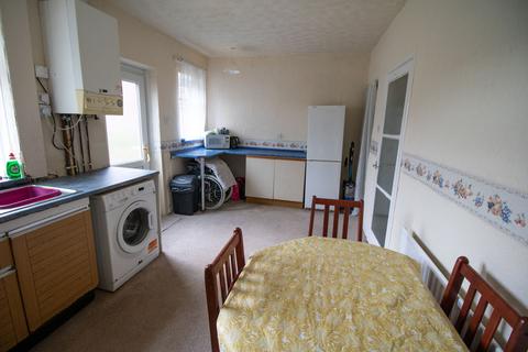3 bedroom semi-detached house for sale, Laburnum Road, Bolton BL4