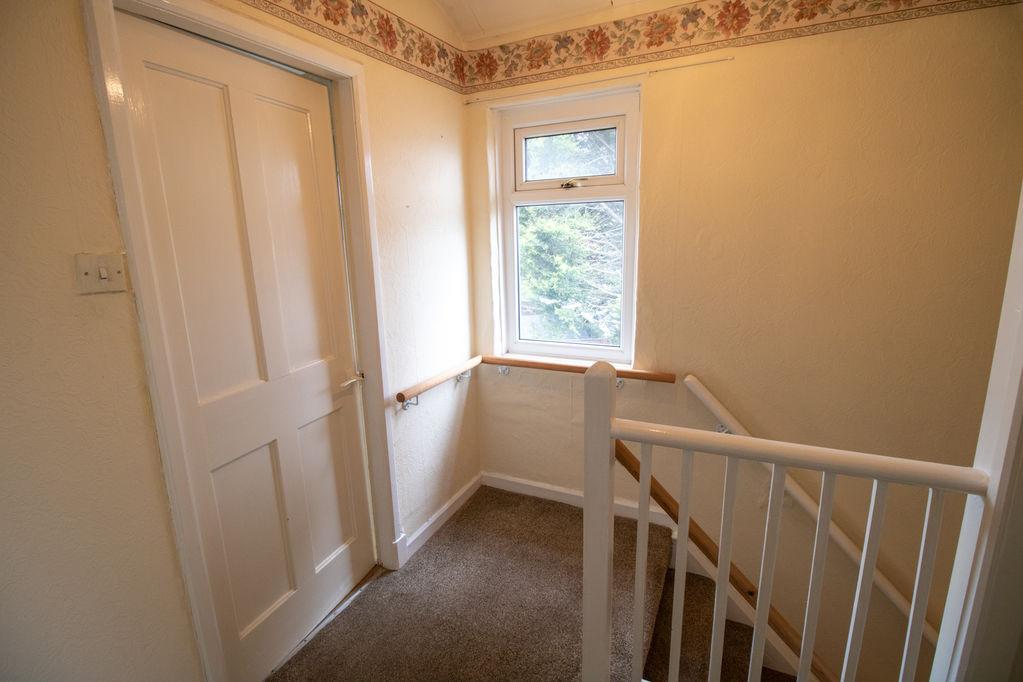 Upper floor landing