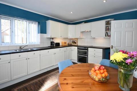 4 bedroom detached house for sale, Brendons, Bishops Lydeard, Taunton