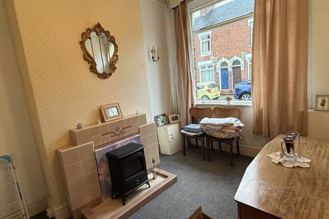 3 bedroom terraced house for sale, Thornton Road, Stoke-On-Trent