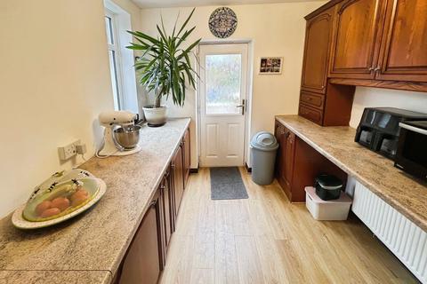 3 bedroom semi-detached house for sale, Bromwich Street, The Haulgh