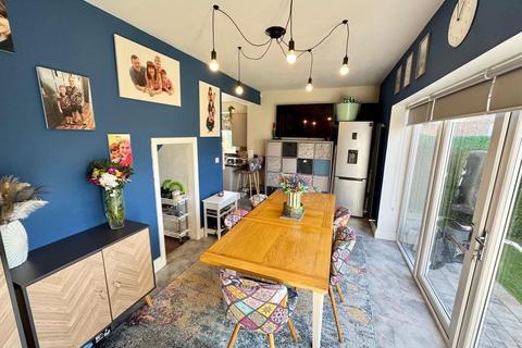 3 bedroom semi-detached house for sale, Ennerdale Road, Walkergate