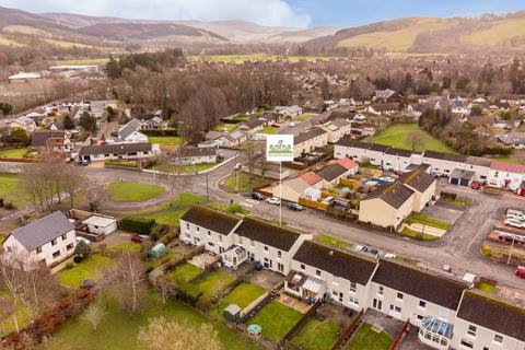 3 bedroom end of terrace house for sale, 8 Kingsway, Peebles, EH45 9HY