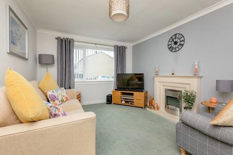 3 bedroom end of terrace house for sale, 8 Kingsway, Peebles, EH45 9HY